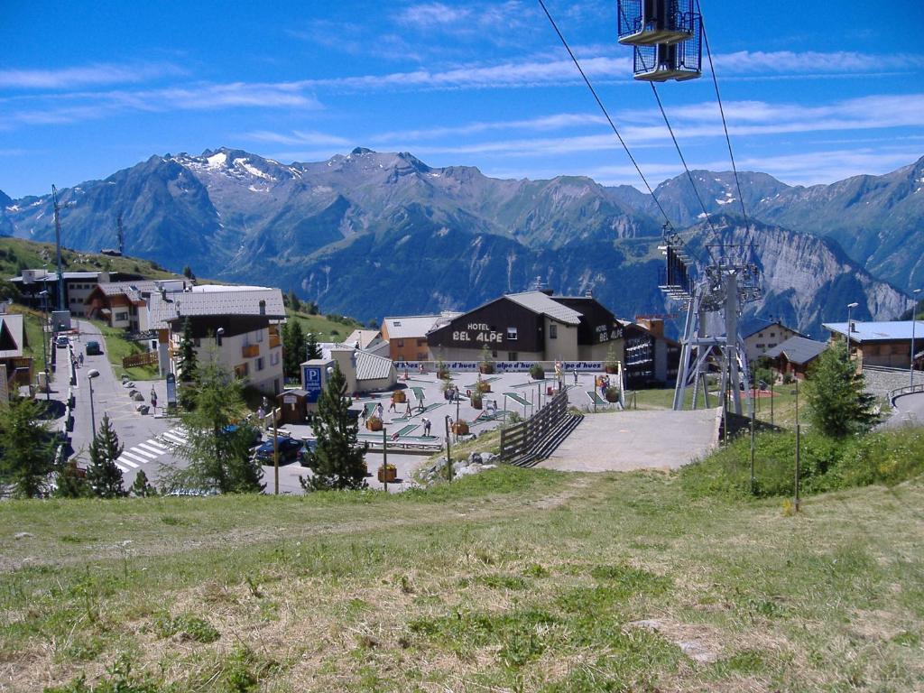 Langley Hotel Le Petit Prince Alpe d'Huez ภายนอก รูปภาพ