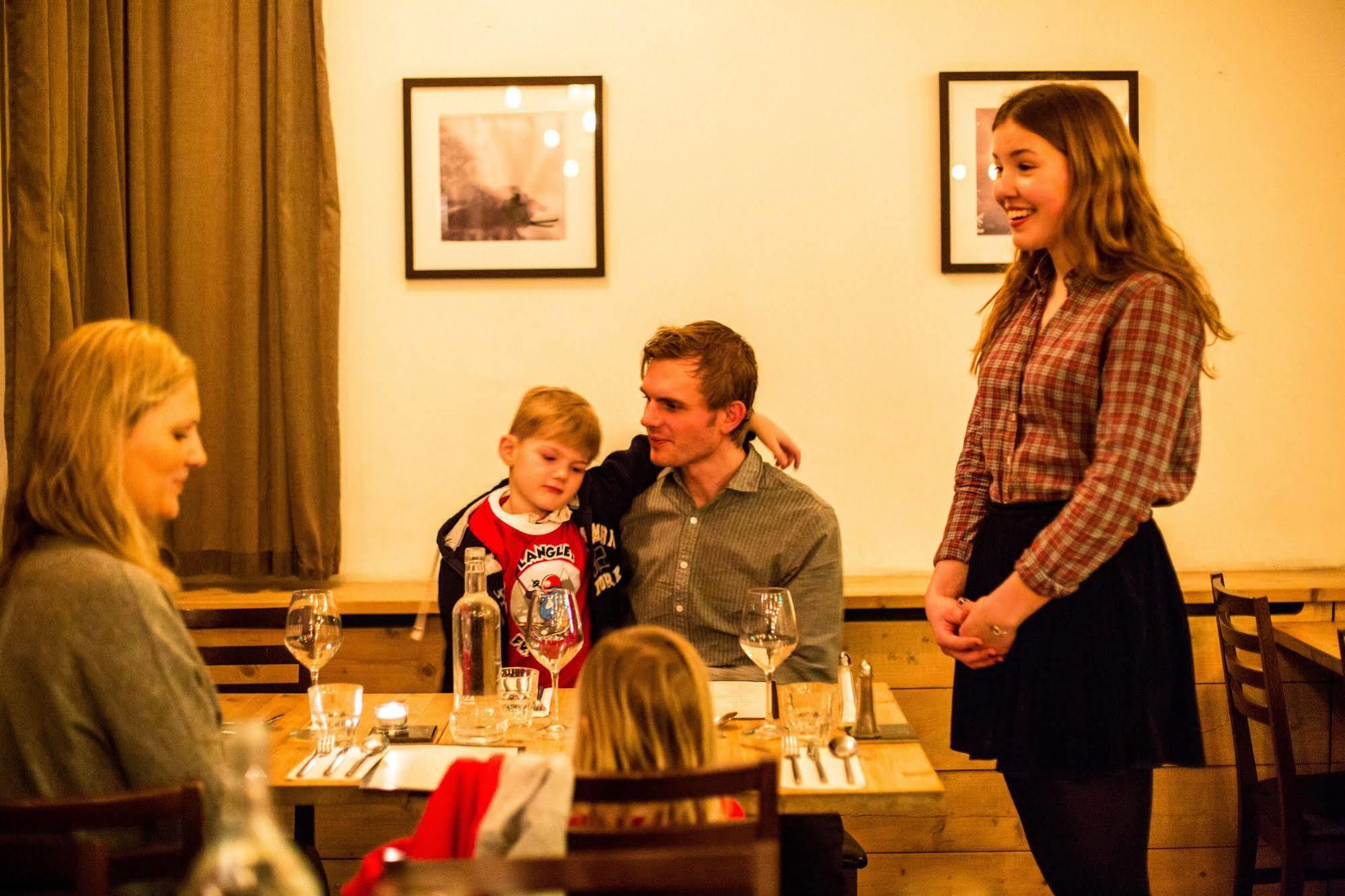 Langley Hotel Le Petit Prince Alpe d'Huez ภายนอก รูปภาพ