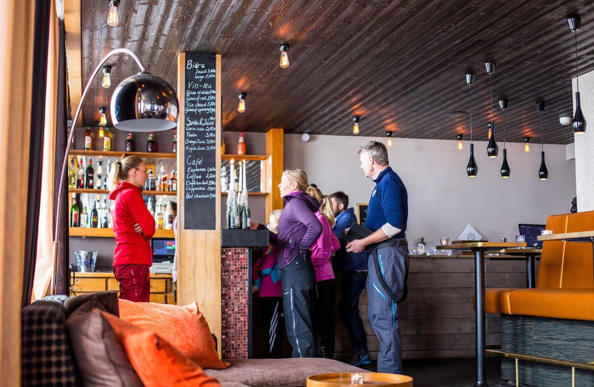 Langley Hotel Le Petit Prince Alpe d'Huez ภายนอก รูปภาพ