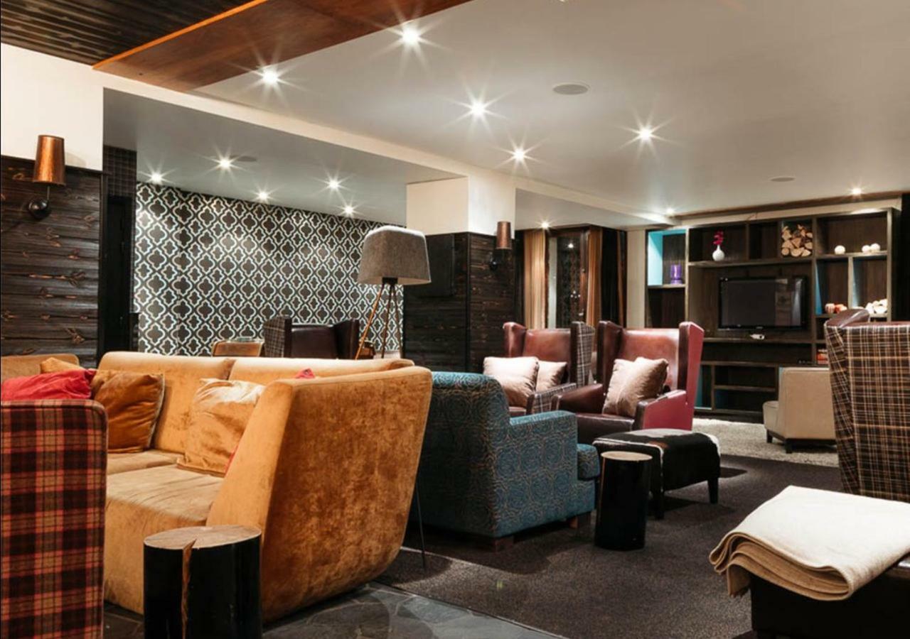 Langley Hotel Le Petit Prince Alpe d'Huez ภายนอก รูปภาพ